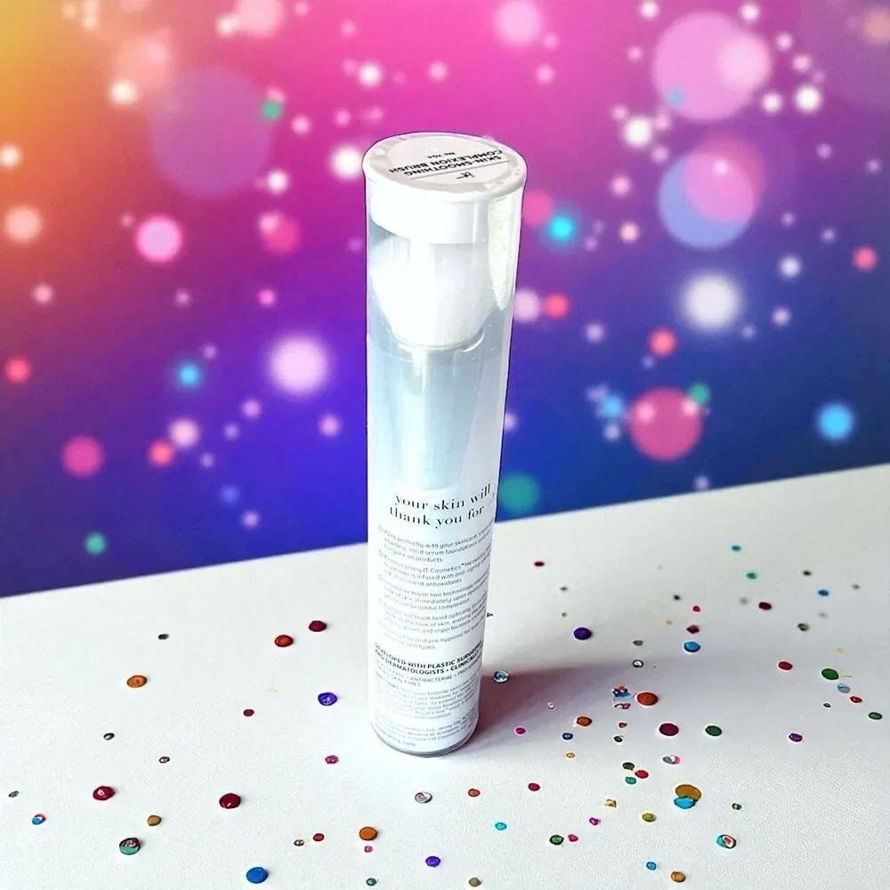 IT Cosmetics Heavenly Skin Skin-Smoothing Complexion Brush #704 New & Sealed